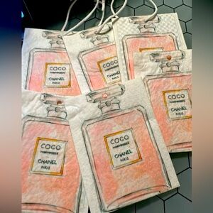 5 air fresheners (sprayed with mademoiselle parfum)